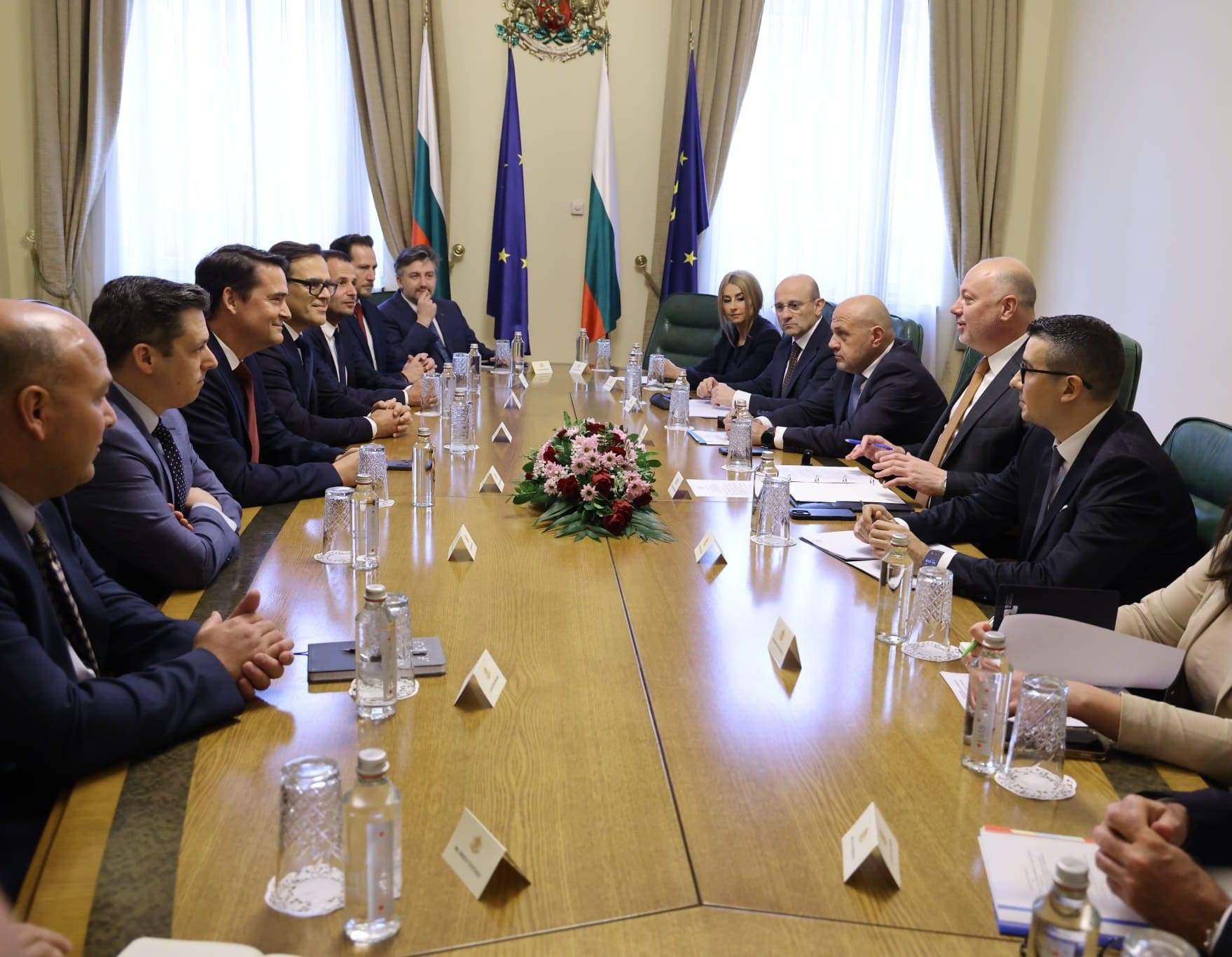 Среща с представителите на Sensata Technologies 